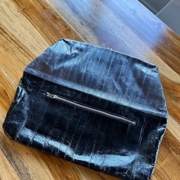 Devi Kroell Foldover Clutch - Picture 3 of 8